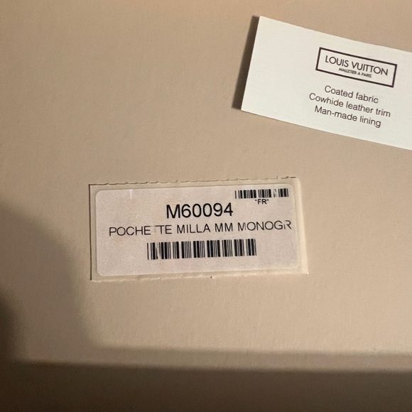 Louis Vuitton Pochette Milla MM Monogrammed Wallet - Picture 9 of 10